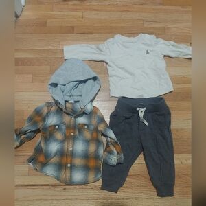 Gap baby 3 piece set / 6-12 months / flannel hoodie long sleeve t and sweatpants